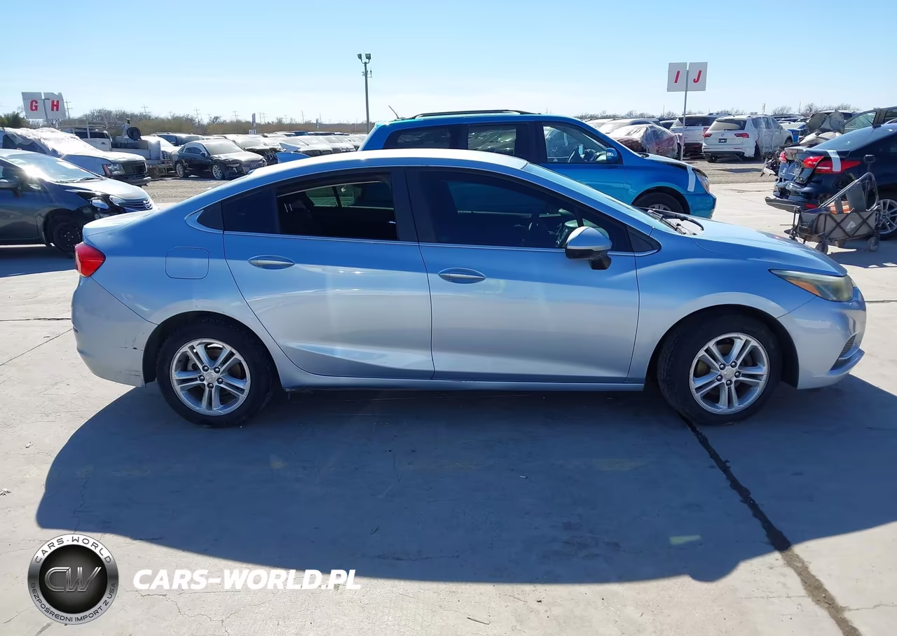 2018 Chevrolet Cruze Lt Auto VIN:1G1BE5SMXJ7115942 - 12