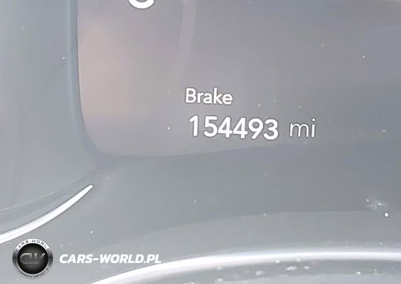 2018 Chrysler Pacifica Hybrid Limited VIN:2C4RC1N72JR236814 - 16