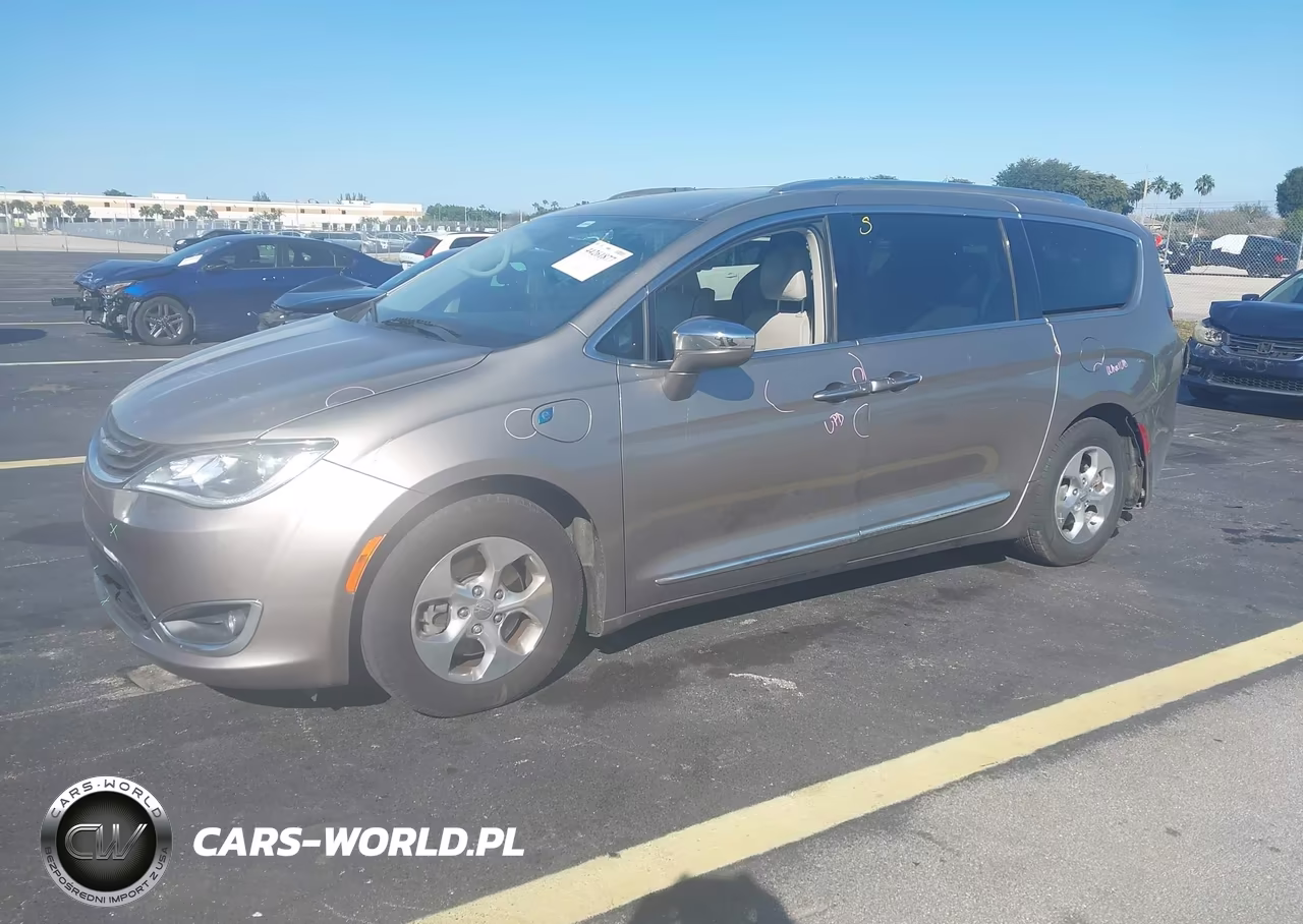 2018 Chrysler Pacifica Hybrid Limited VIN:2C4RC1N72JR236814 - 2