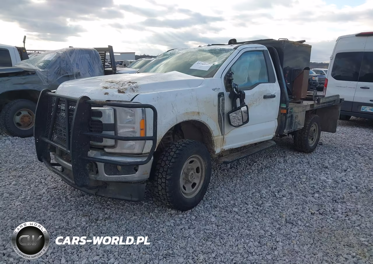 2023 Ford F-350 Chassis Xl VIN:1FDRF3FN2PEC61004 - 2