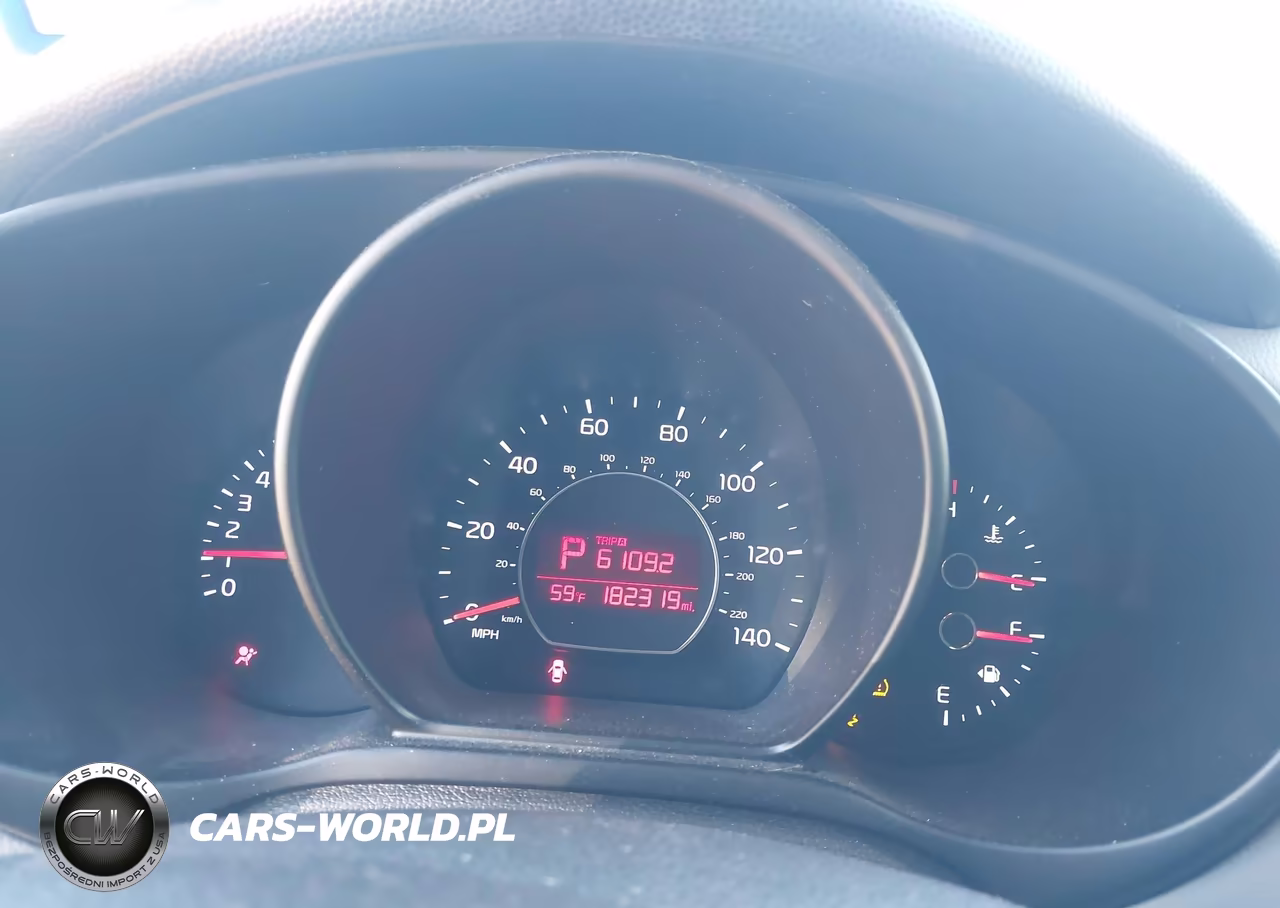 2014 Kia Soul VIN:KNDJN2A23E7738049 - 7