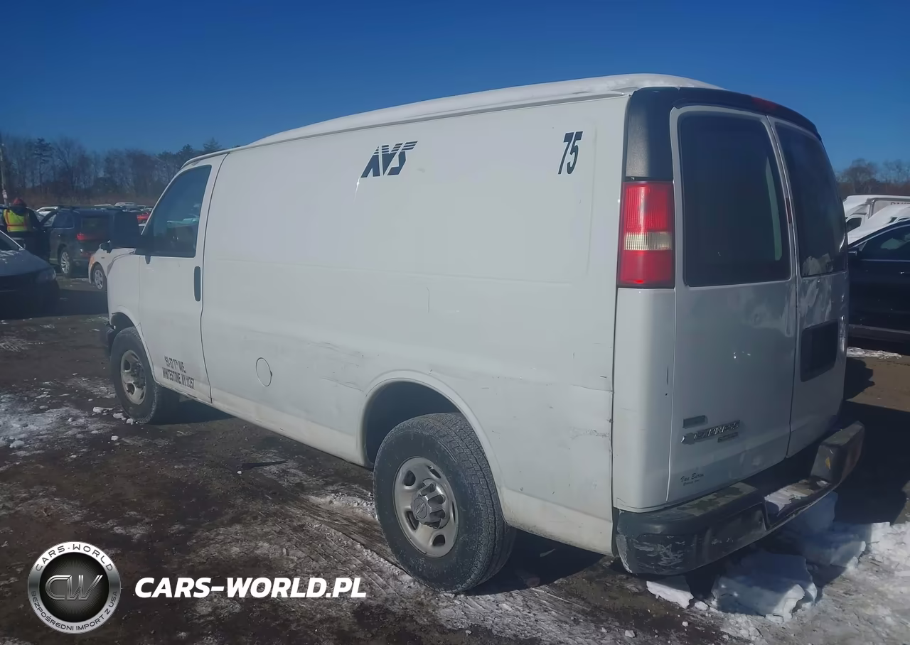 2012 Chevrolet Express 2500 Work Van VIN:1GCWGFFA9C1116885 - 3