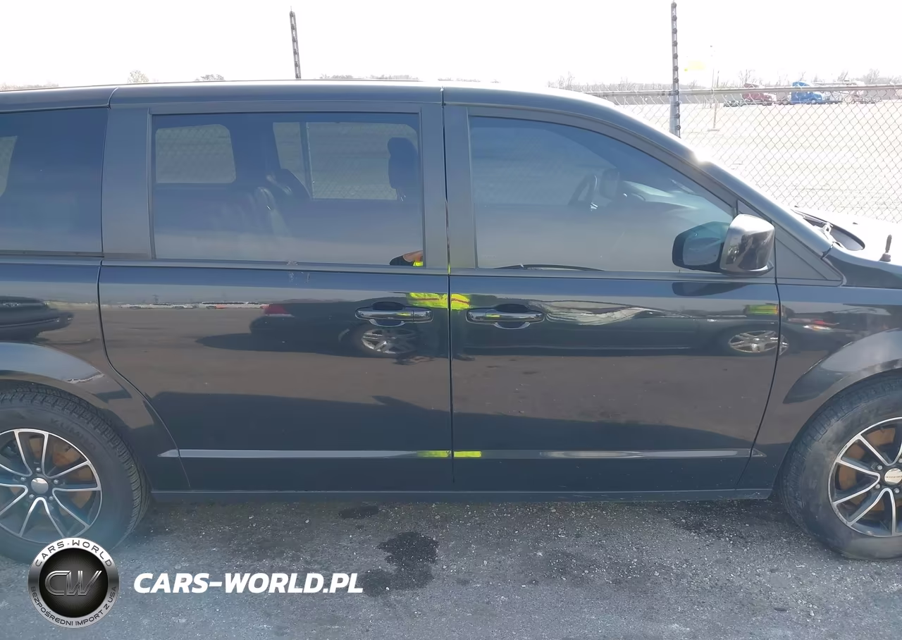2019 Dodge Grand Caravan Gt VIN:2C4RDGEG0KR646268 - 13