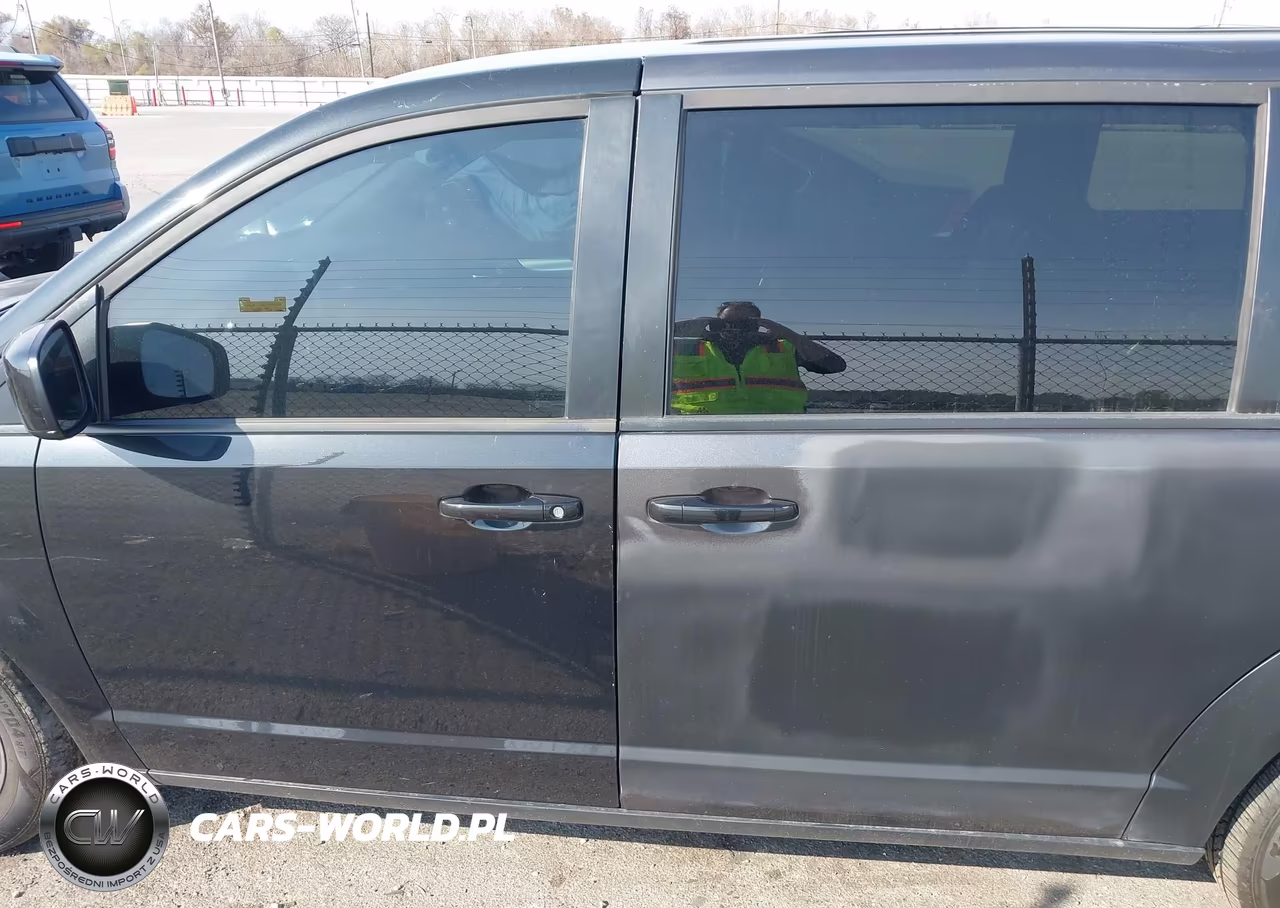 2019 Dodge Grand Caravan Gt VIN:2C4RDGEG0KR646268 - 14