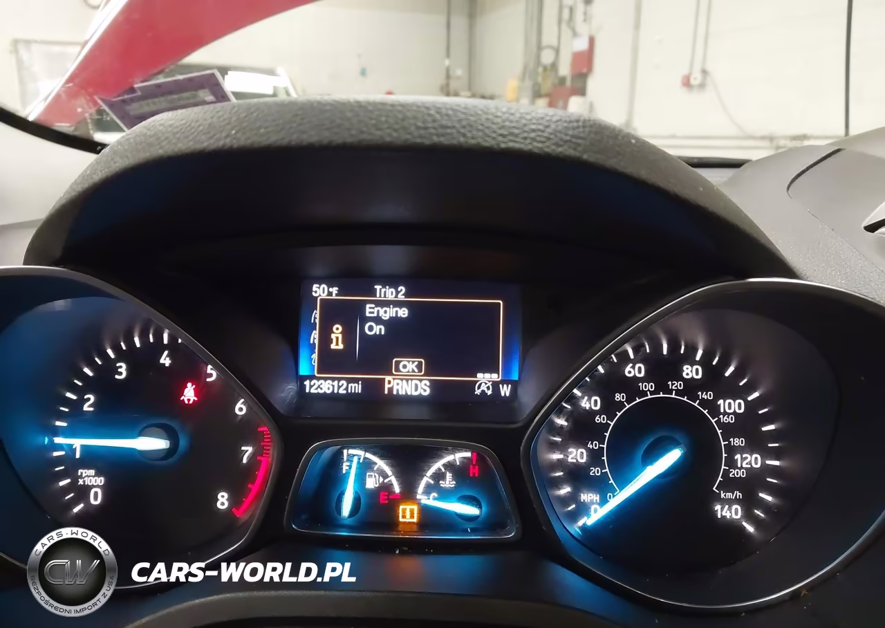 2017 Ford Escape Titanium VIN:1FMCU9J9XHUB55626 - 7