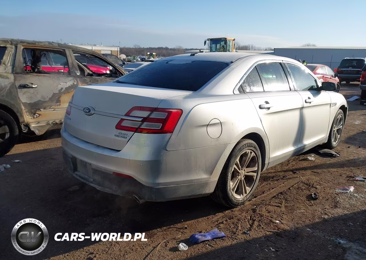 2018 Ford Taurus Sel VIN:1FAHP2E84JG111755 - 4