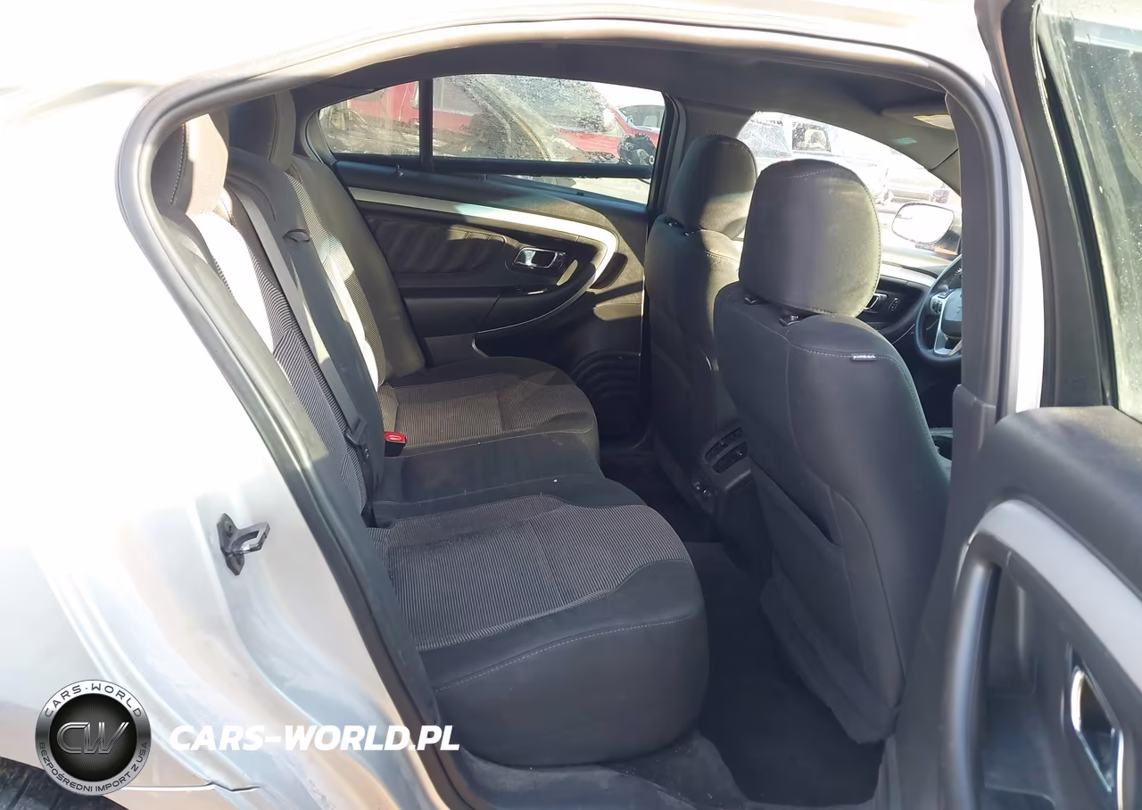 2018 Ford Taurus Sel VIN:1FAHP2E84JG111755 - 8