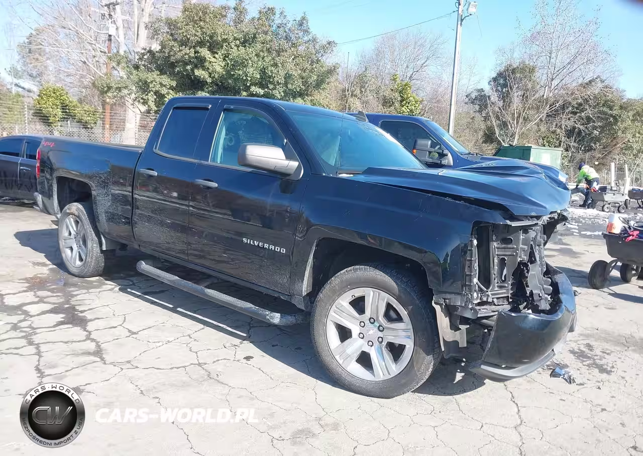 2018 Chevrolet Silverado 1500 Custom