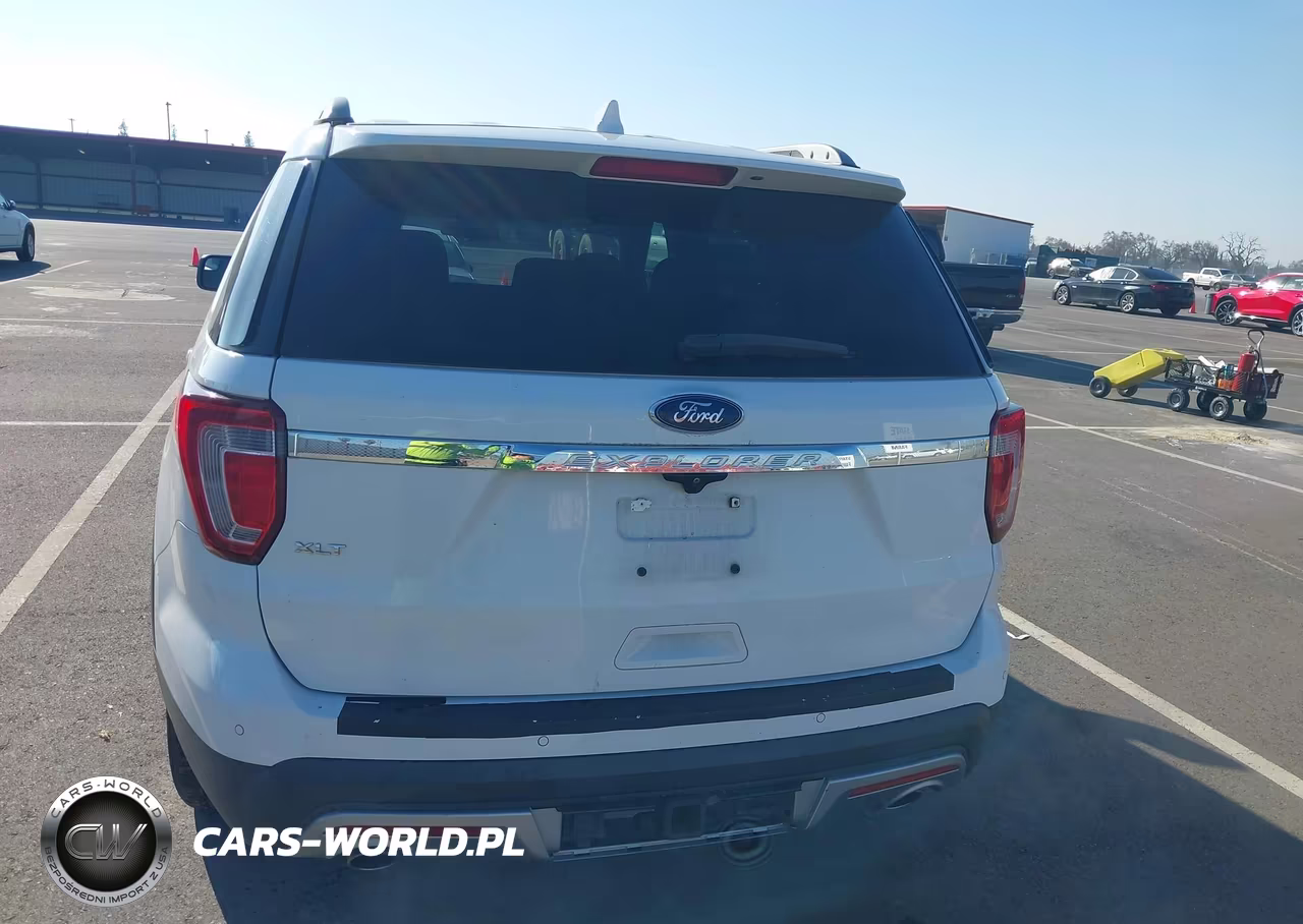 2017 Ford Explorer Xlt VIN:1FM5K7D83HGC26864 - 16