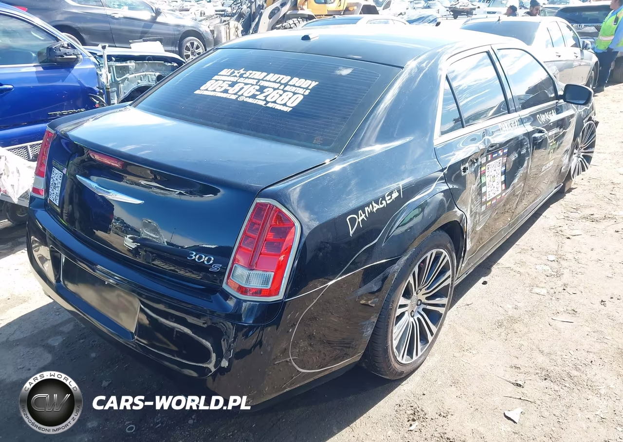 2013 Chrysler 300 300S VIN:2C3CCABG6DH662059 - 4