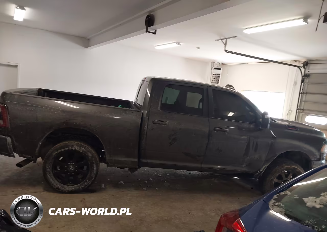 2024 Ram 2500 Big Horn 4X4 6'4 Box VIN:3C6UR5DJ1RG161805 - 13