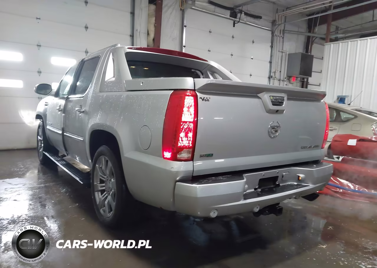 2011 Cadillac Escalade Ext Premium VIN:3GYT4NEF6BG235815 - 3