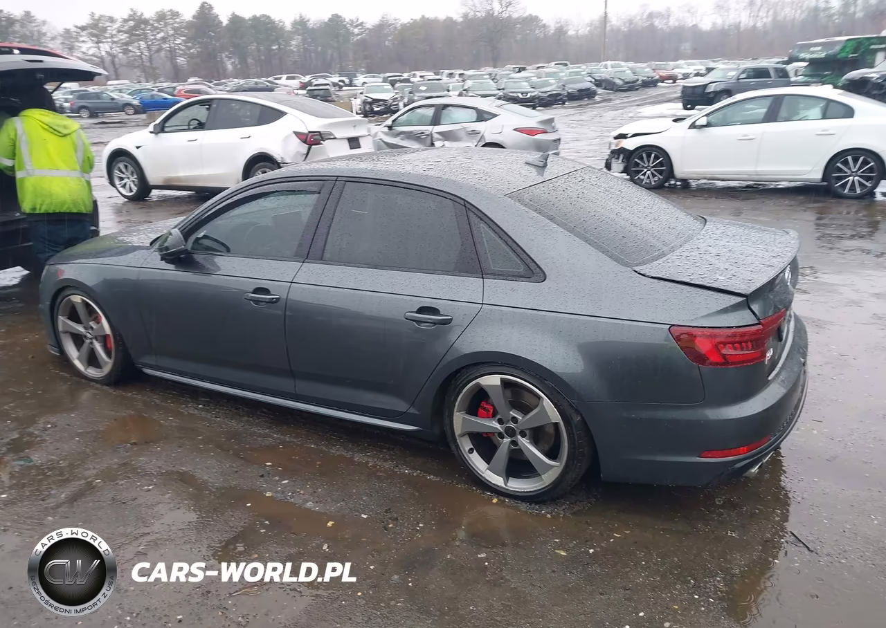 2019 Audi S4 3.0T Premium VIN:WAUB4AF48KA008838 - 13