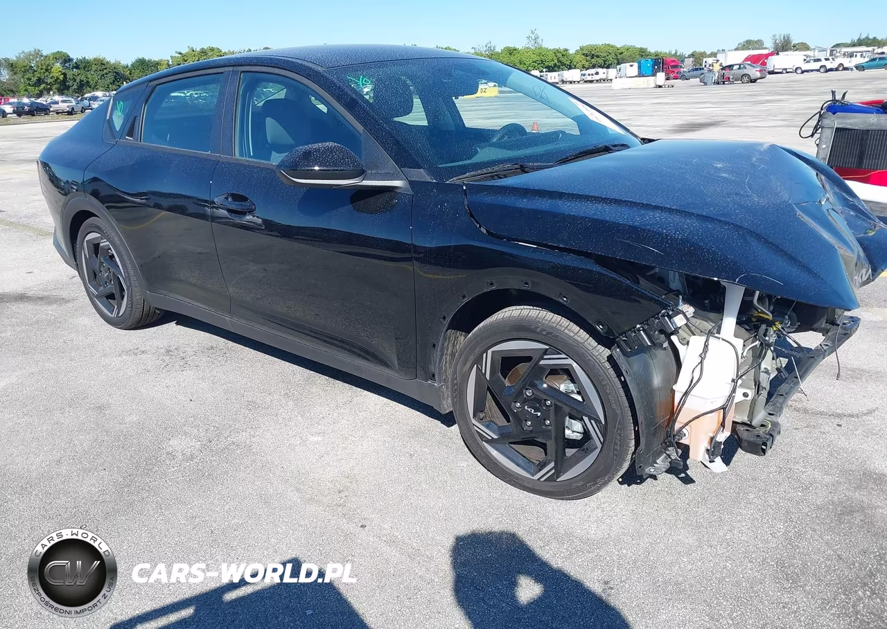 2025 Kia K4 Ex – zdjęcie 1 z 17