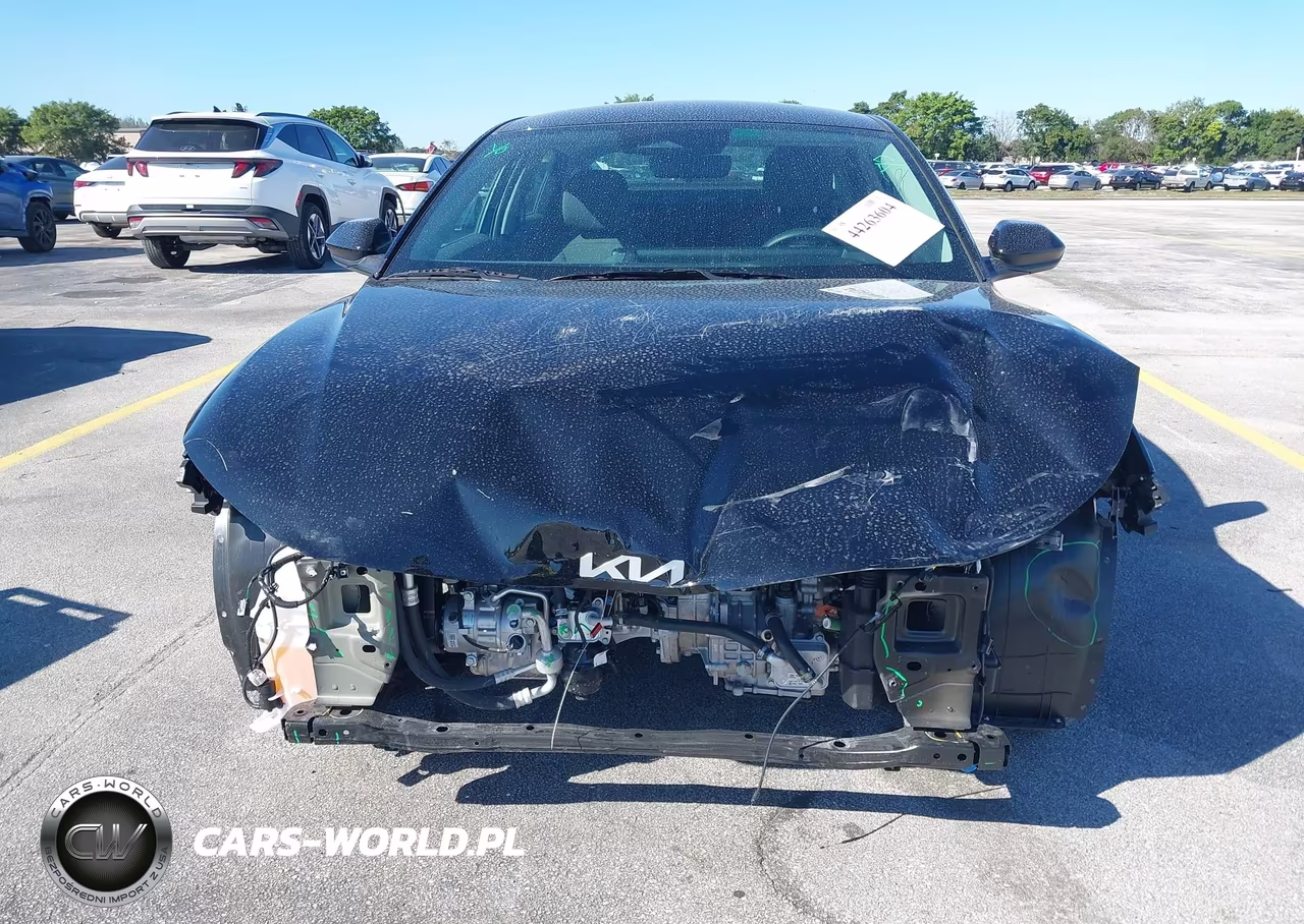 2025 Kia K4 Ex VIN:3KPFU4DEXSE222499 - 13