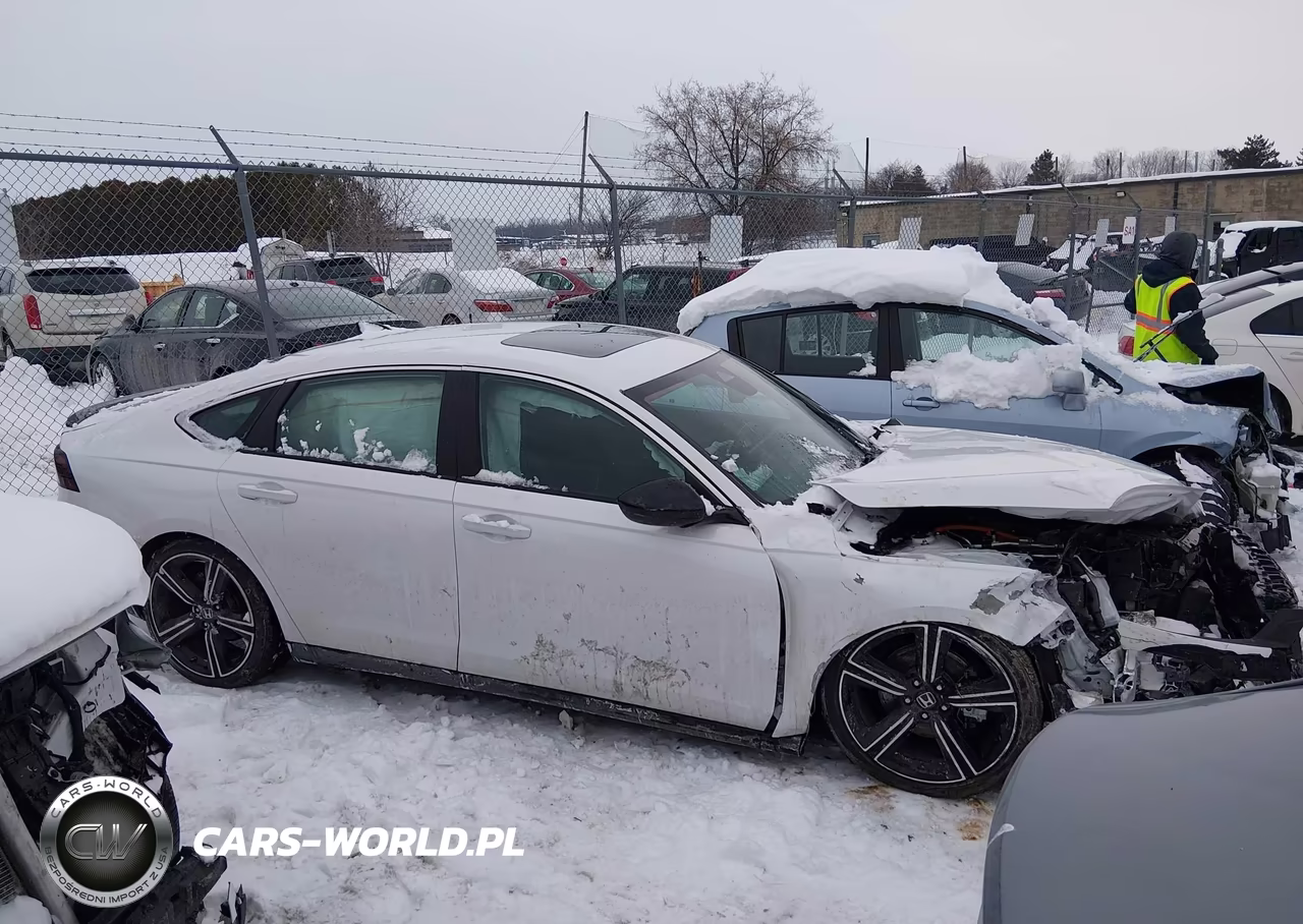 2025 Honda Accord Hybrid Sport VIN:1HGCY2F58SA027353 - 13