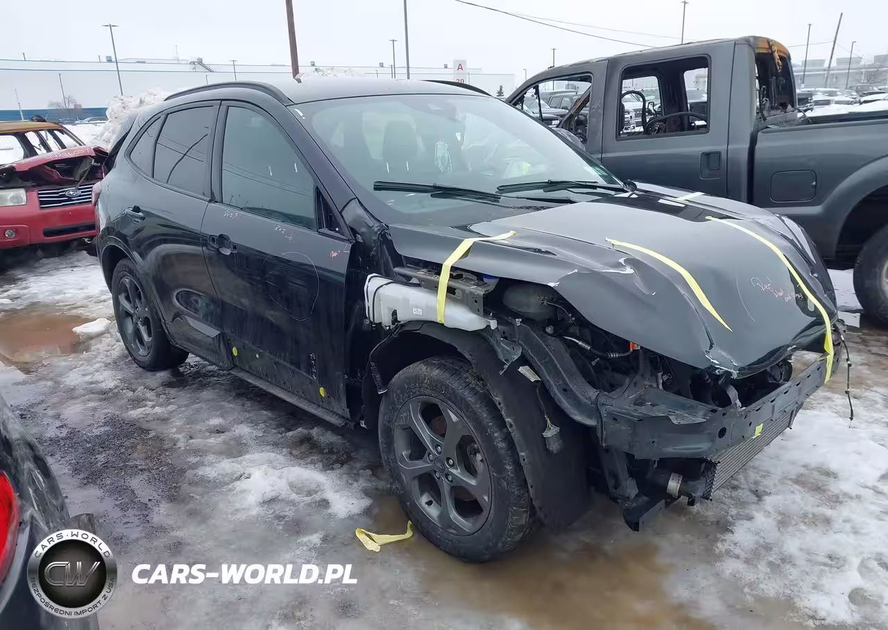 2024 Ford Escape St-Line