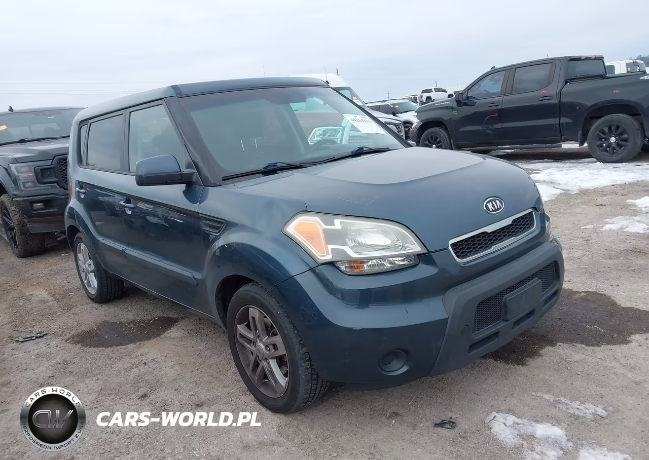 2011 Kia Soul +