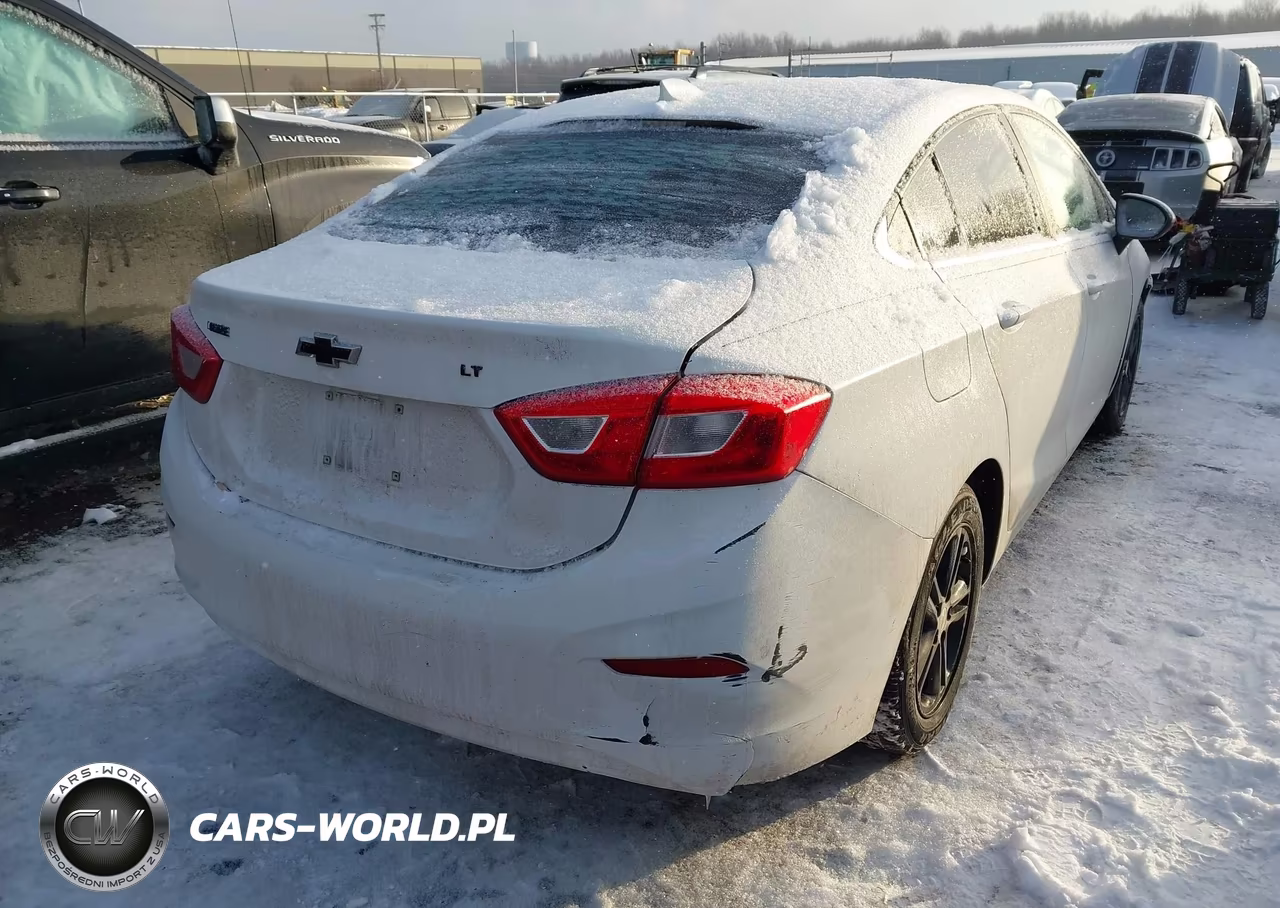 2017 Chevrolet Cruze Lt Auto VIN:1G1BE5SM6H7155493 - 4