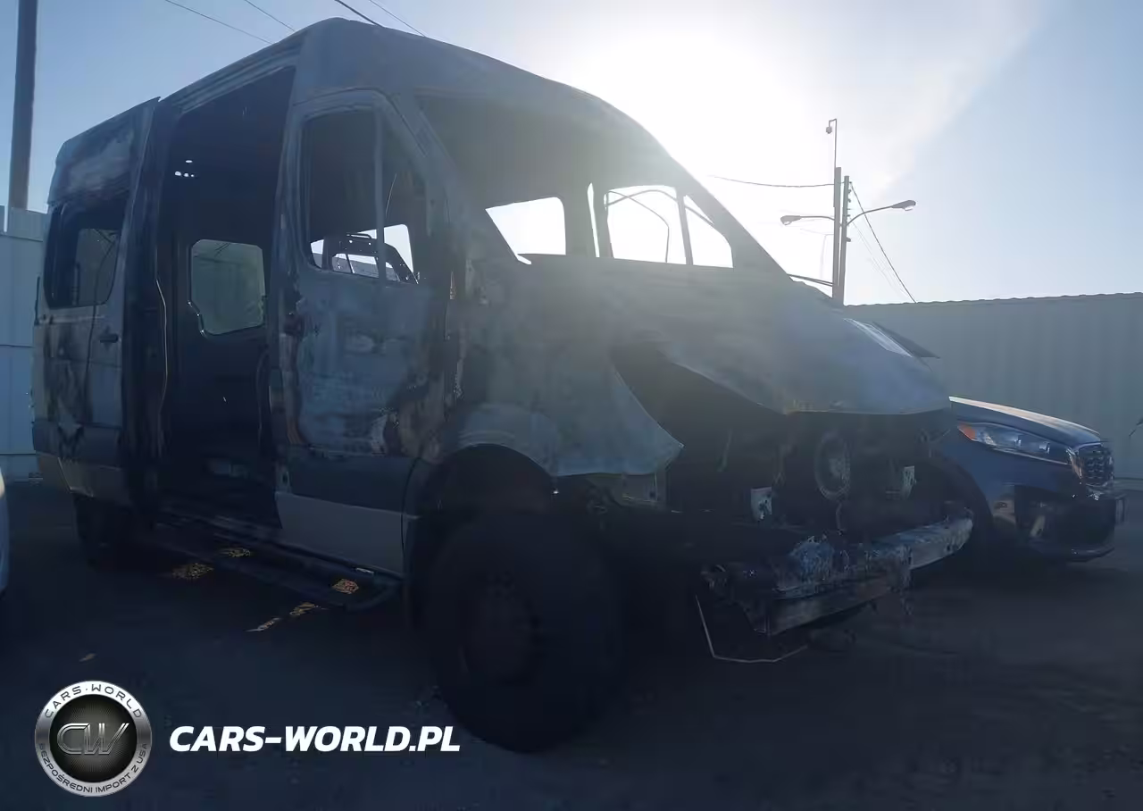 2018 Mercedes-Benz Sprinter 2500 Standard Roof V6