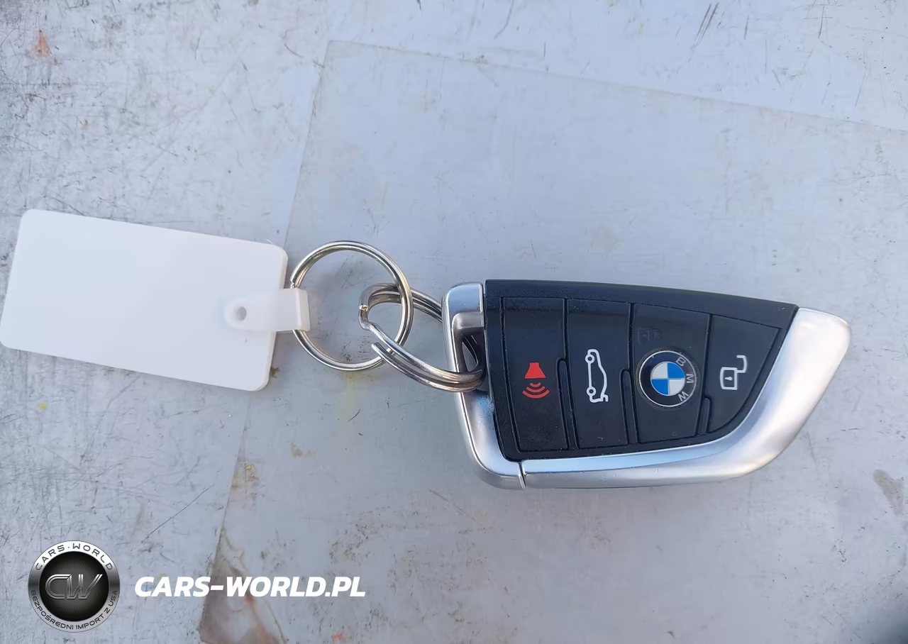 2020 BMW 330I xDrive VIN:3MW5R7J04L8B31880 - 11