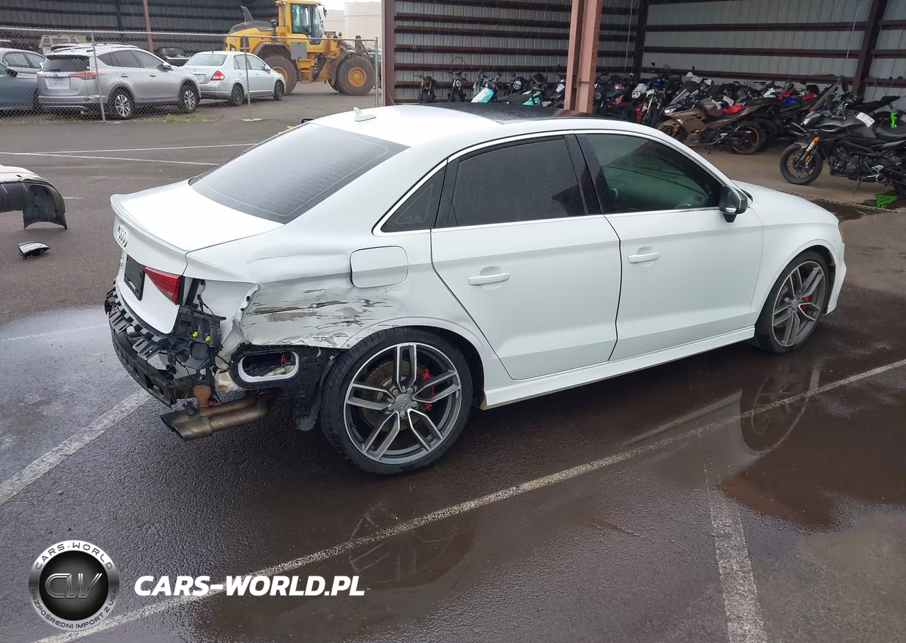 2017 Audi S3 2.0T Premium Plus VIN:WAUB1GFF6H1048292 - 4