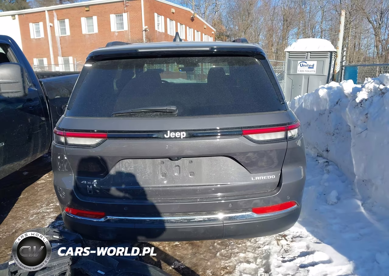 2025 Jeep Grand Cherokee Laredo X 4X4 VIN:1C4RJHAG0SC309600 - 16