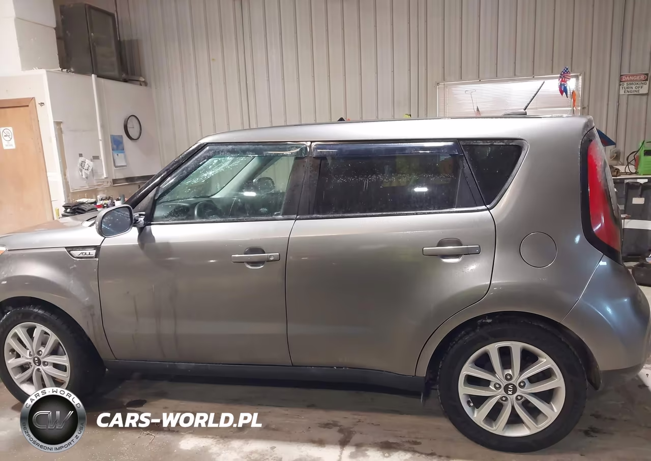 2018 Kia Soul + VIN:KNDJP3A54J7592779 - 15