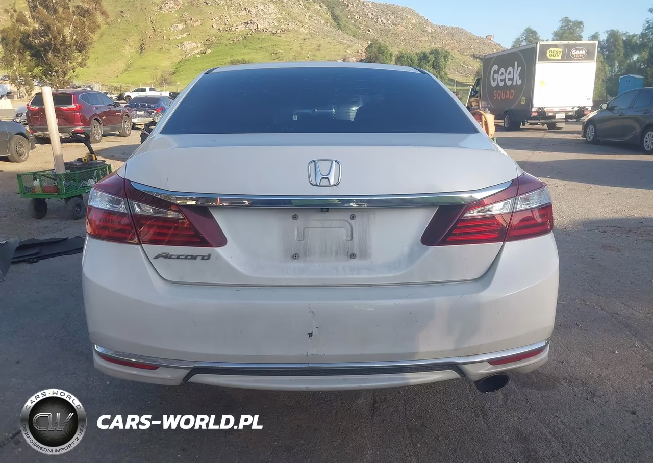 2017 Honda Accord Lx VIN:1HGCR2F39HA243605 - 15