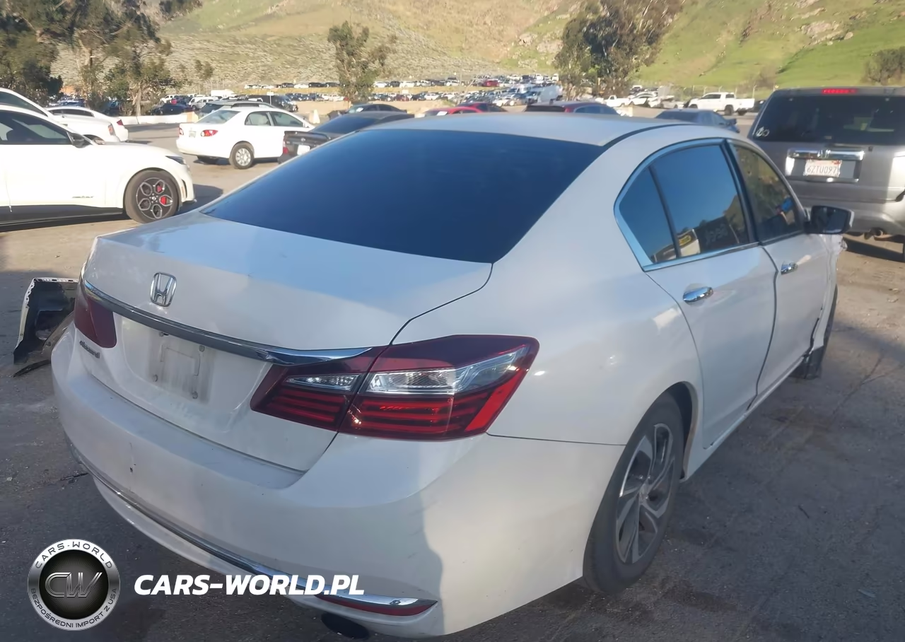 2017 Honda Accord Lx VIN:1HGCR2F39HA243605 - 4