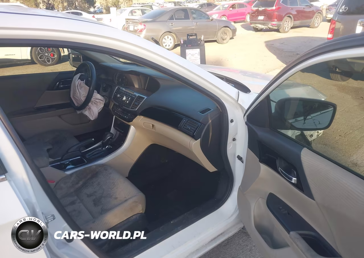 2017 Honda Accord Lx VIN:1HGCR2F39HA243605 - 5