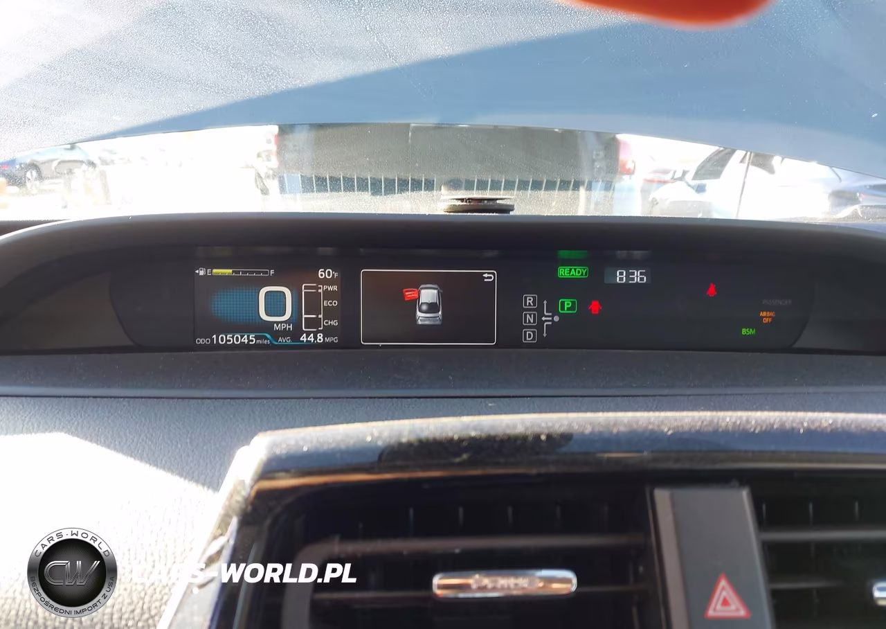 2018 Toyota Prius Two VIN:JTDKBRFU6J3595549 - 7