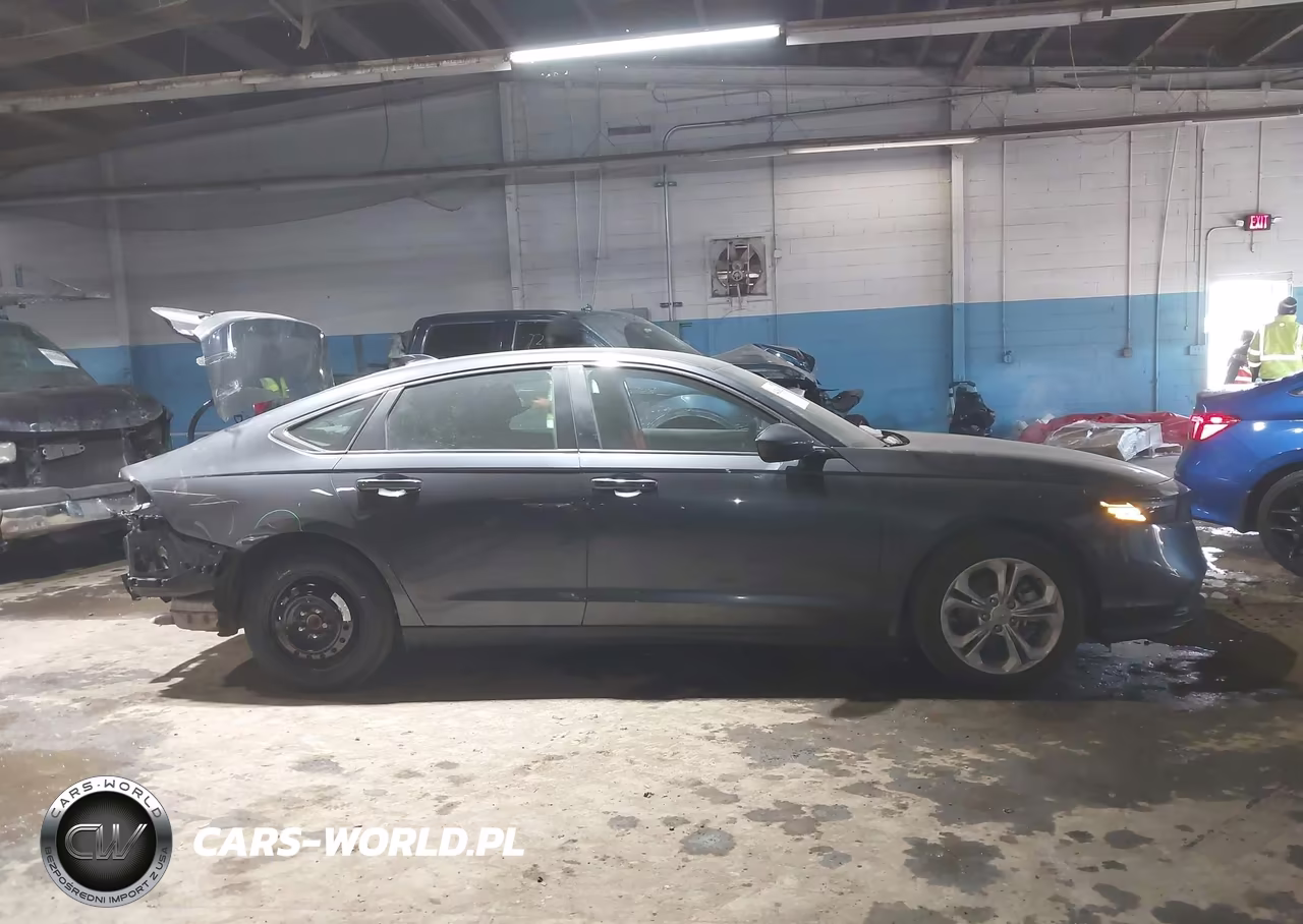 2025 Honda Accord Lx VIN:1HGCY1F23SA059174 - 13