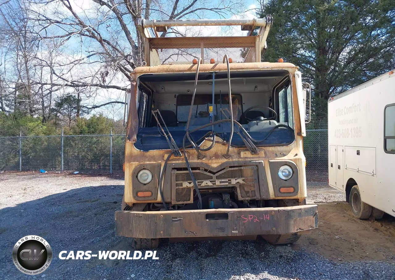 2015 Mack 600 Mru600 VIN:1M2AV04CXFM012597 - 12