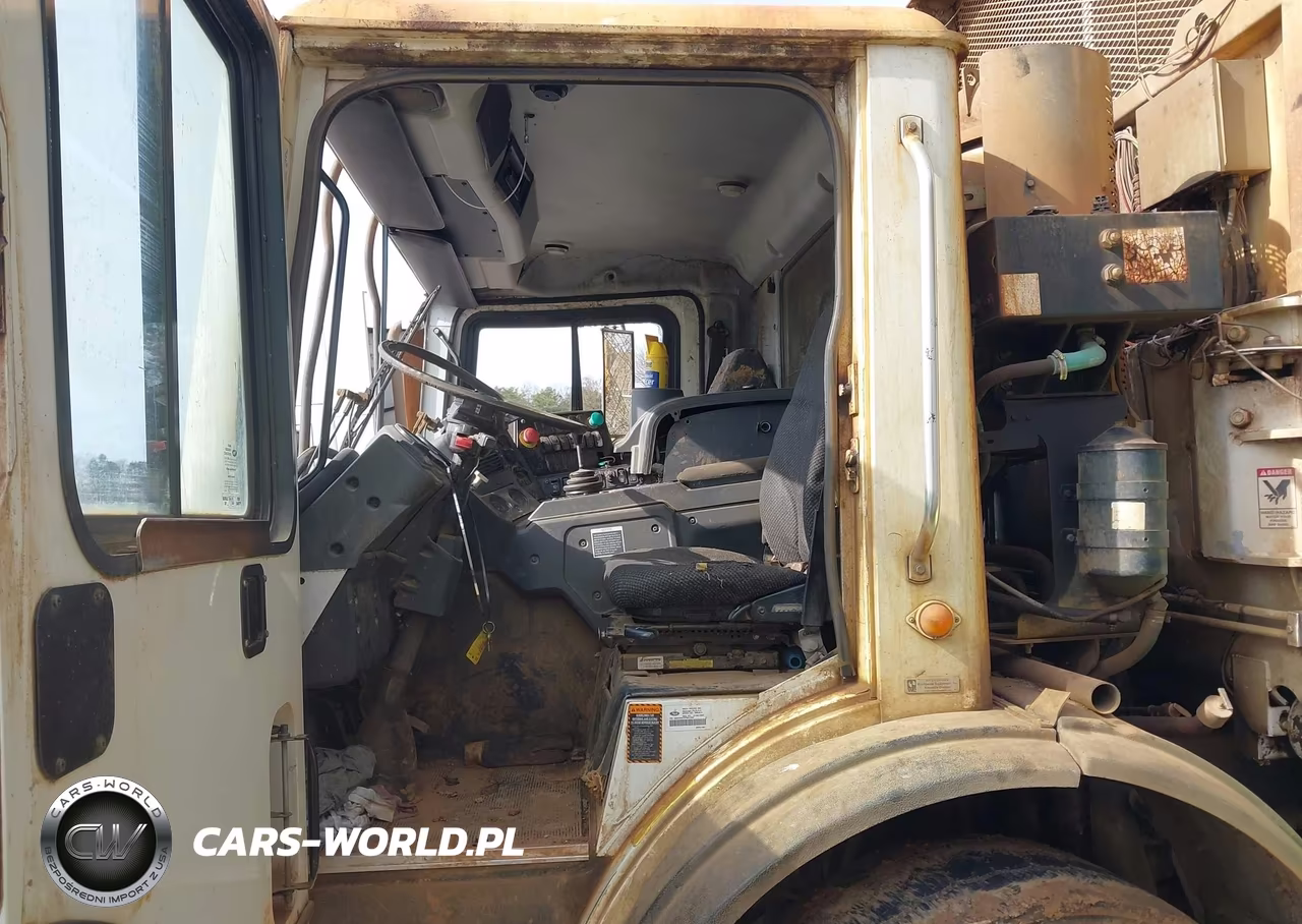 2015 Mack 600 Mru600 VIN:1M2AV04CXFM012597 - 6