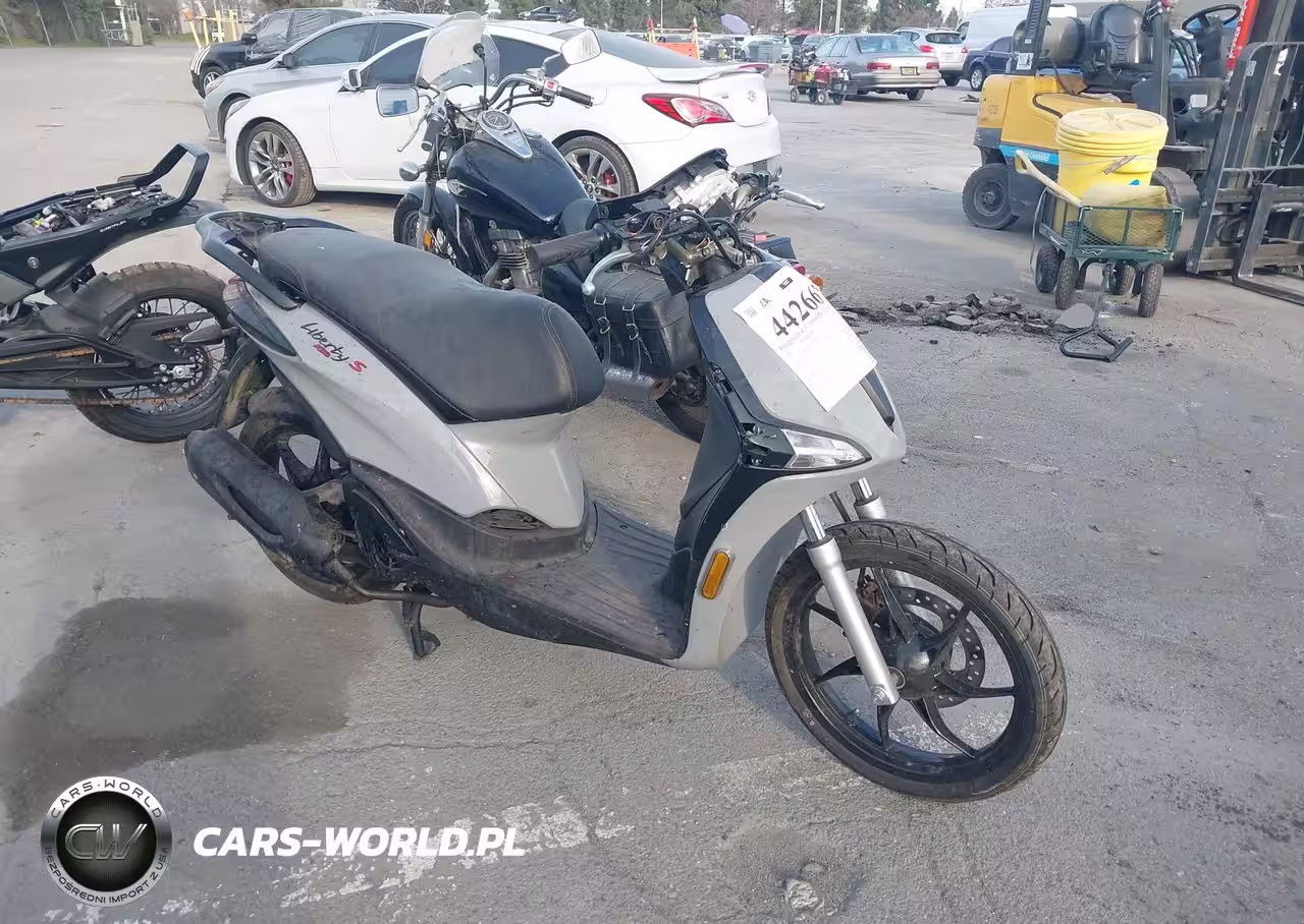 2023 Piaggio Liberty 150-150 S