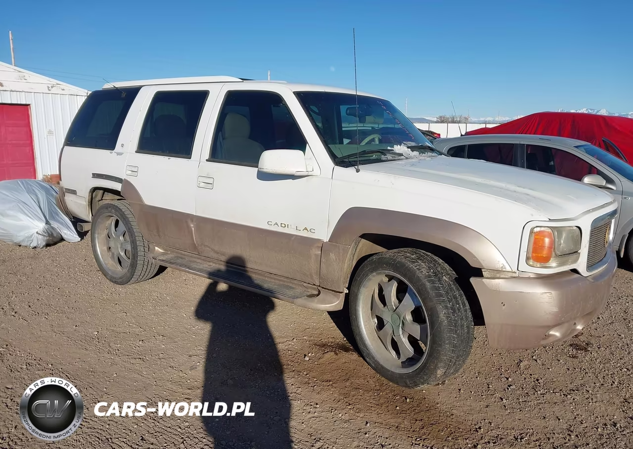 2000 Cadillac Escalade