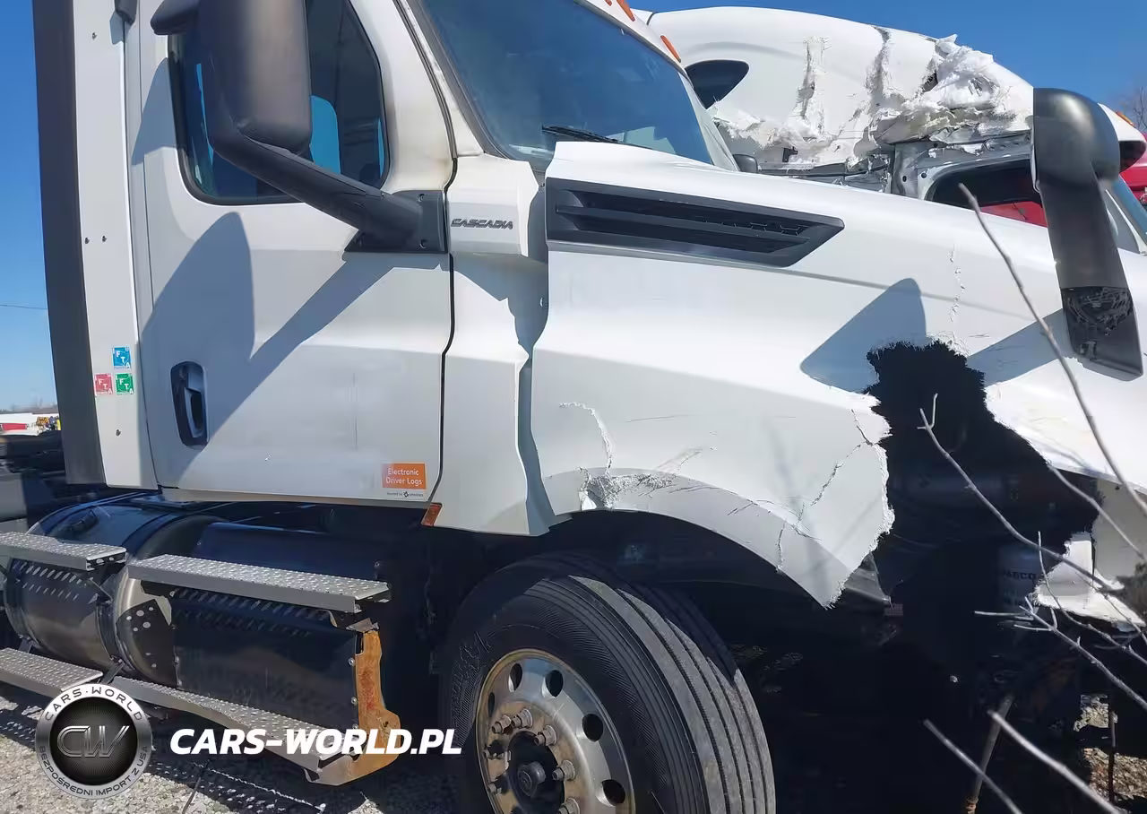 2020 Freightliner New Cascadia 126