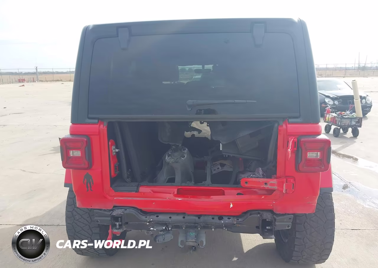 2018 Jeep Wrangler Unlimited Rubicon 4X4 VIN:1C4HJXFG8JW123301 - 16