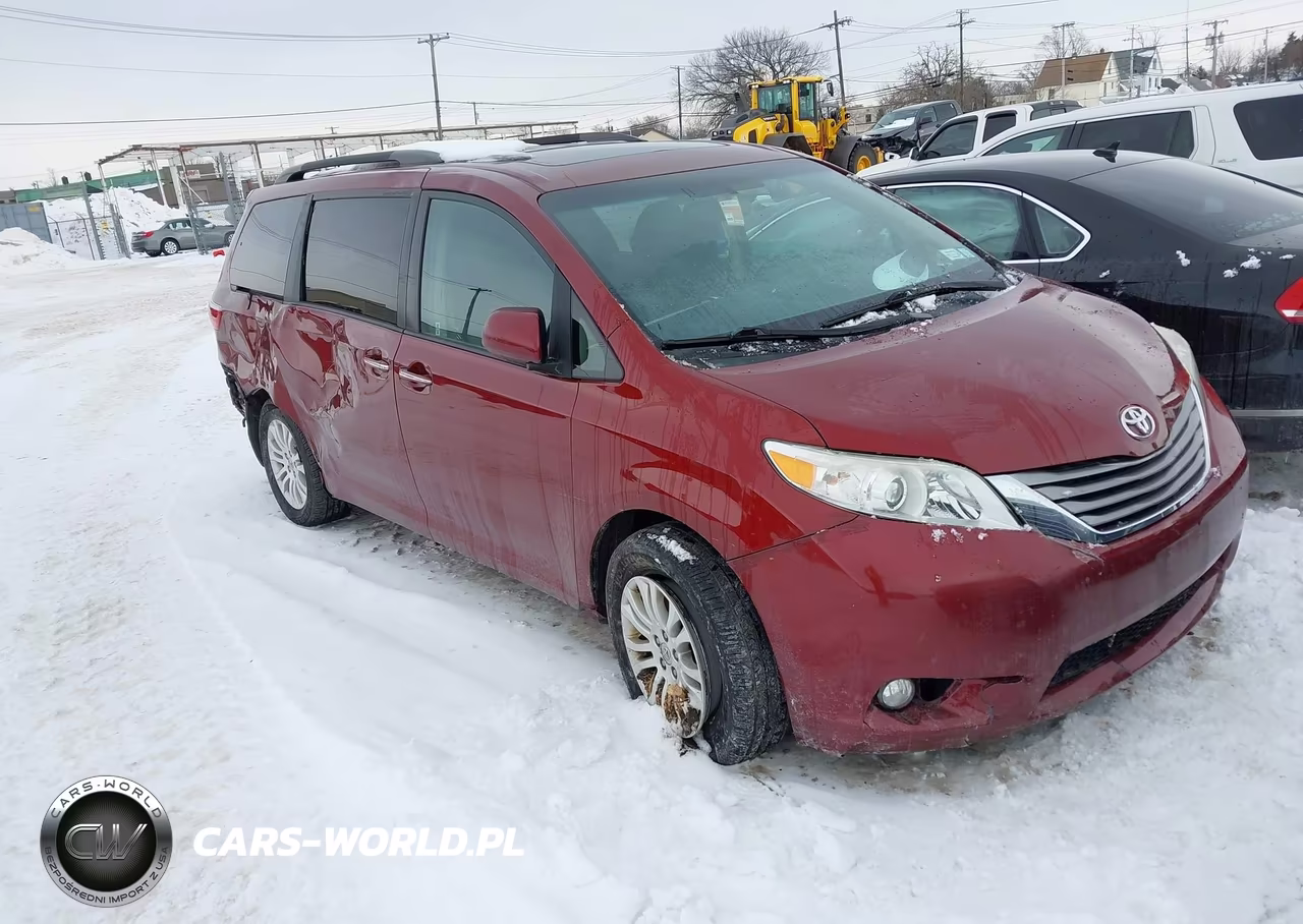 2016 Toyota Sienna Xle
