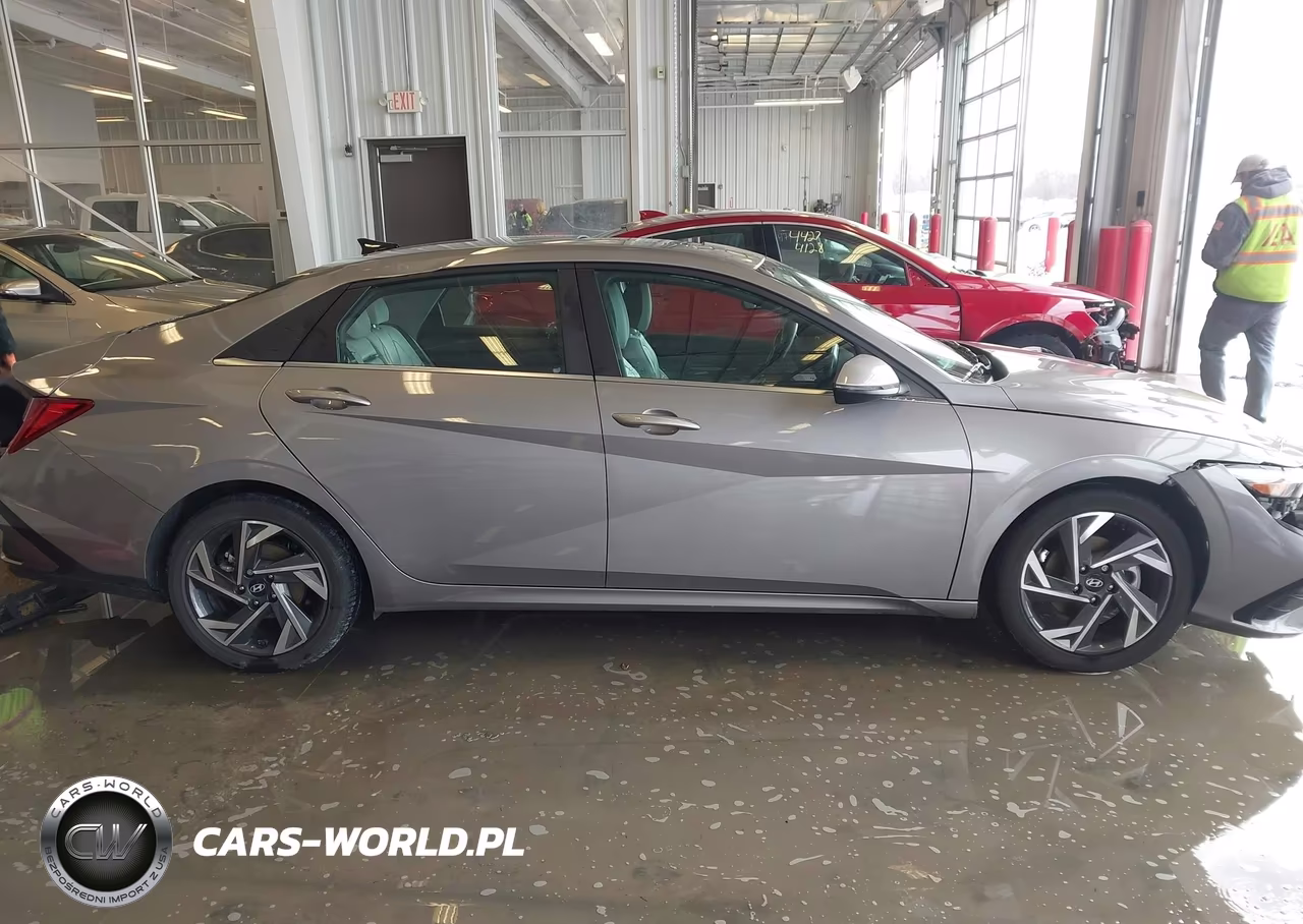 2024 Hyundai Elantra Hybrid Limited VIN:KMHLN4DJ0RU104076 - 13