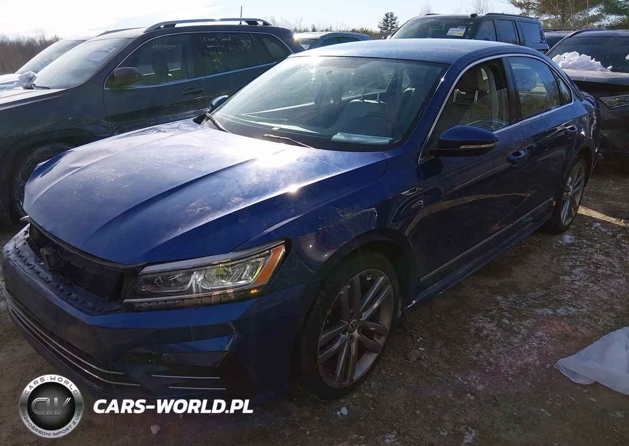 2017 Volkswagen Passat 1.8T R-Line VIN:1VWDT7A3XHC011749 - 2