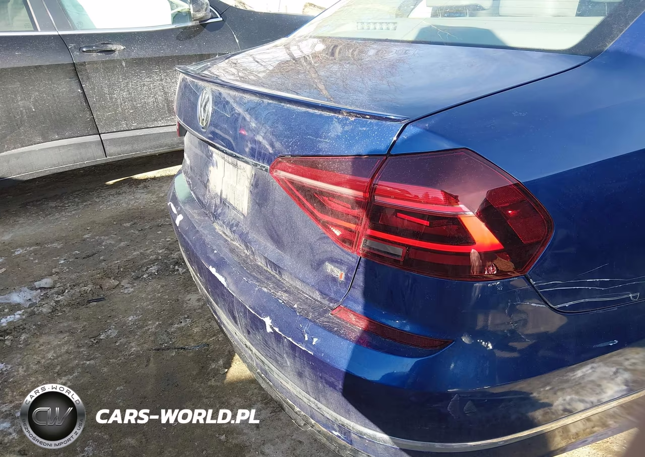 2017 Volkswagen Passat 1.8T R-Line VIN:1VWDT7A3XHC011749 - 20