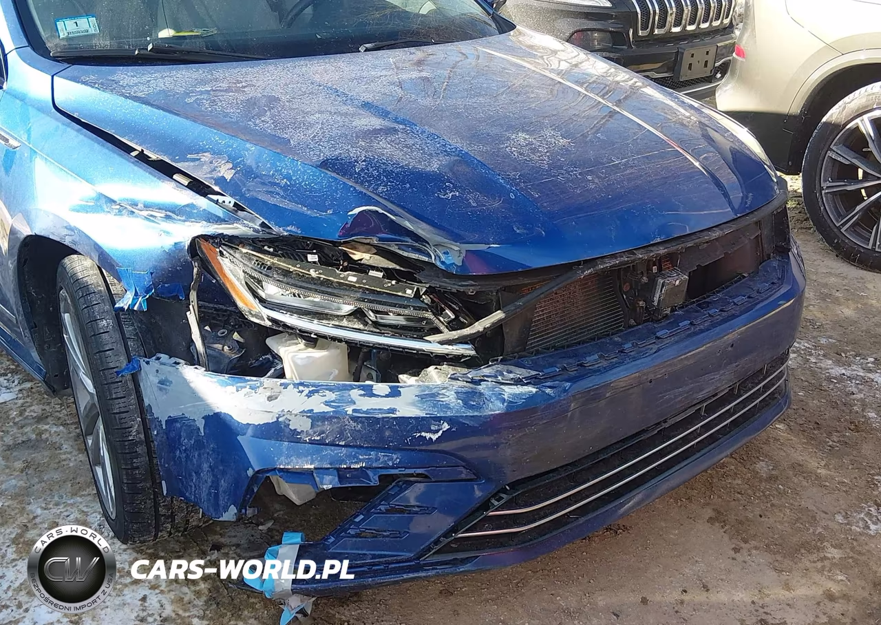 2017 Volkswagen Passat 1.8T R-Line VIN:1VWDT7A3XHC011749 - 6