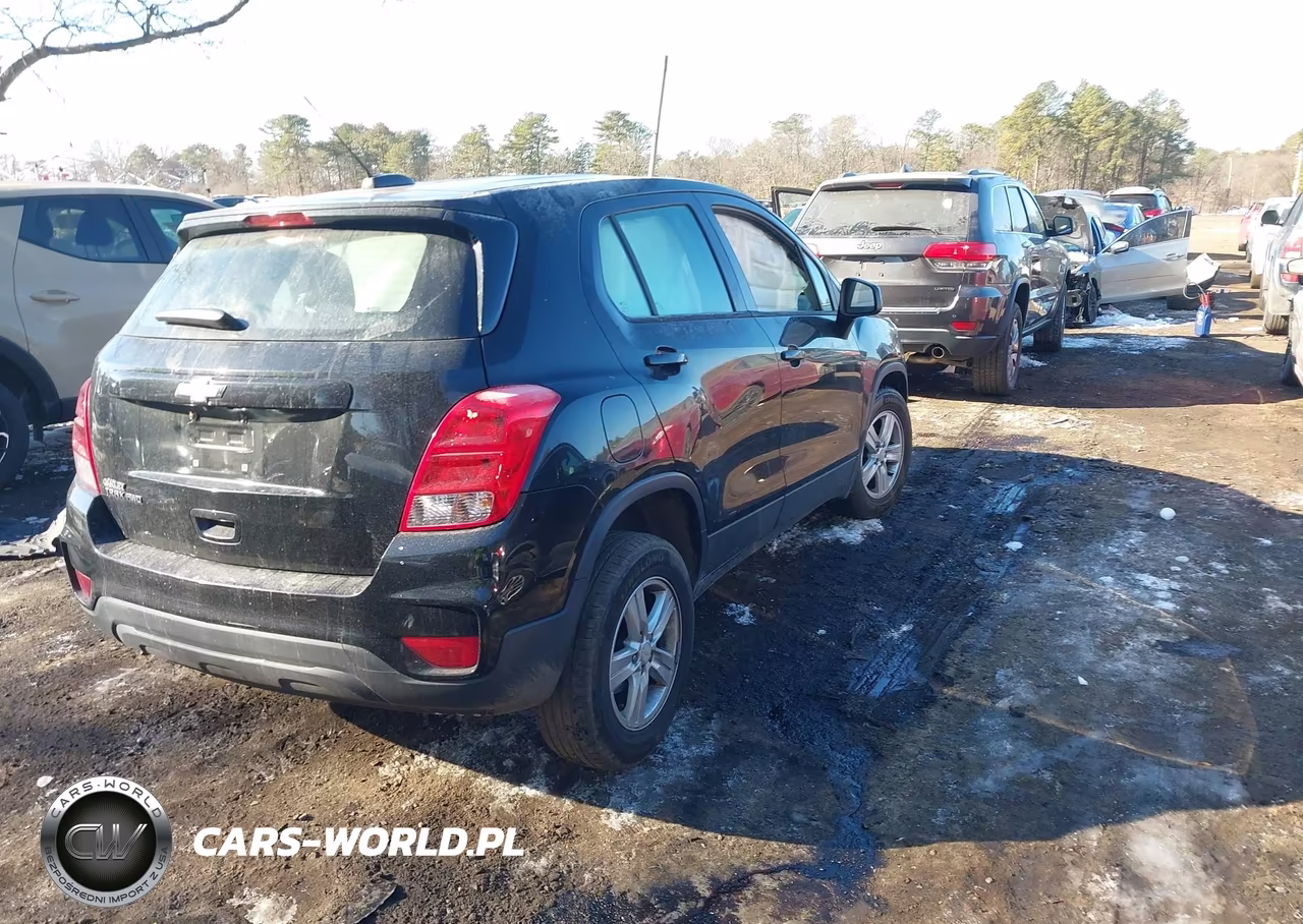2017 Chevrolet Trax Ls VIN:3GNCJNSB6HL206726 - 4