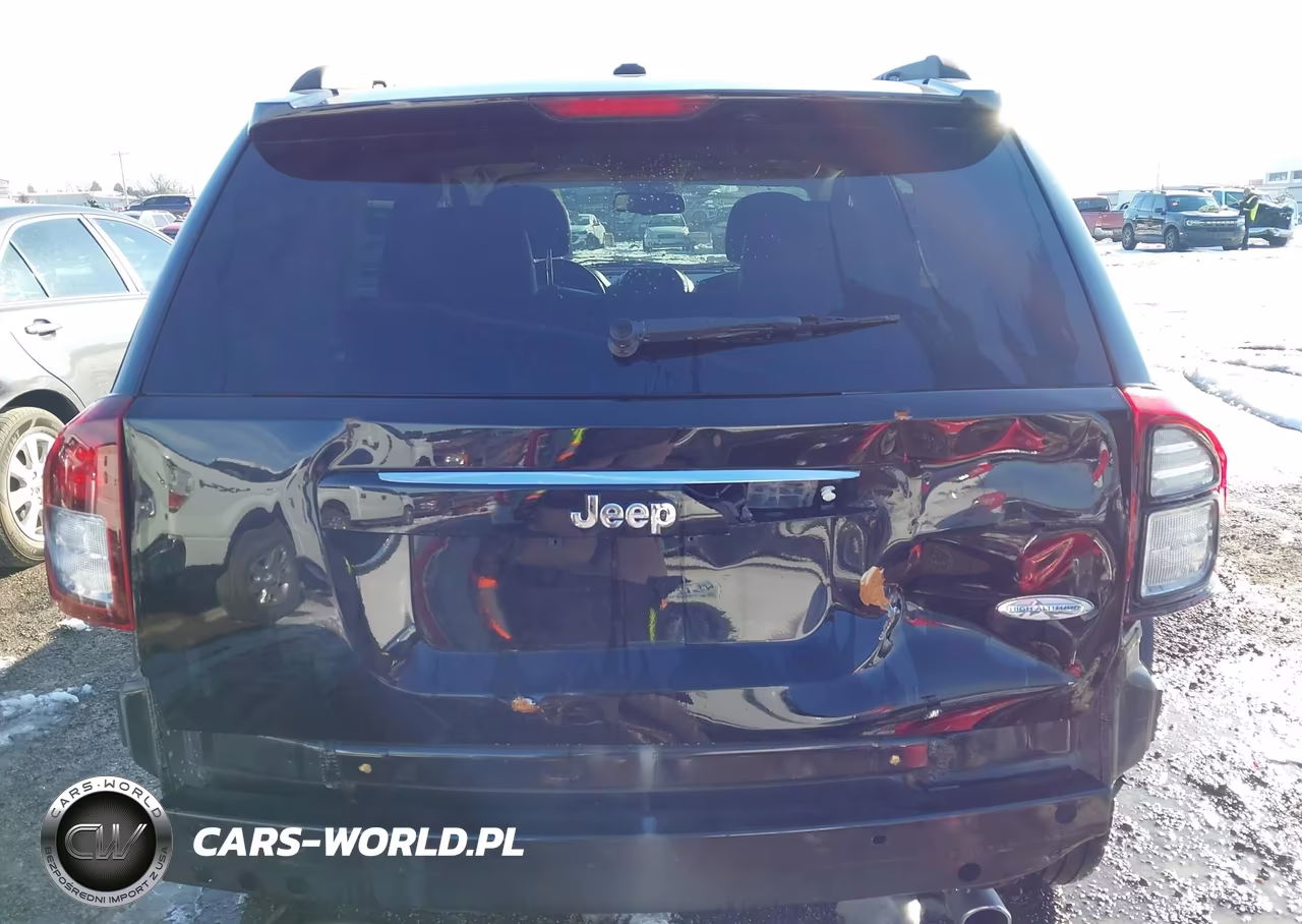 2016 Jeep Compass High Altitude Edition VIN:1C4NJCEA6GD792681 - 16