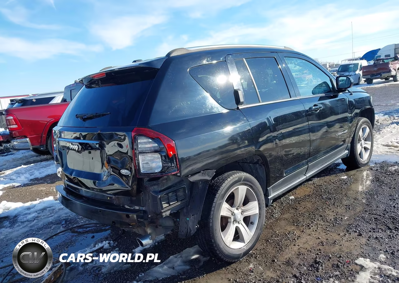 2016 Jeep Compass High Altitude Edition VIN:1C4NJCEA6GD792681 - 4