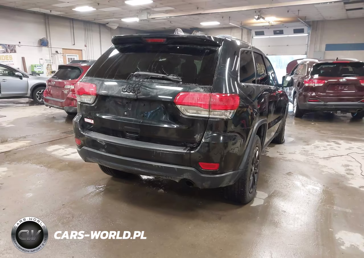2018 Jeep Grand Cherokee Laredo E 4X4 VIN:1C4RJFAGXJC506583 - 4