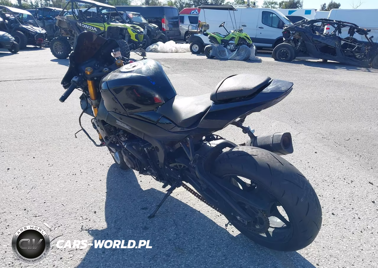 2017 Suzuki Gsx-R1000 R VIN:JS1DM11M2H2100012 - 3