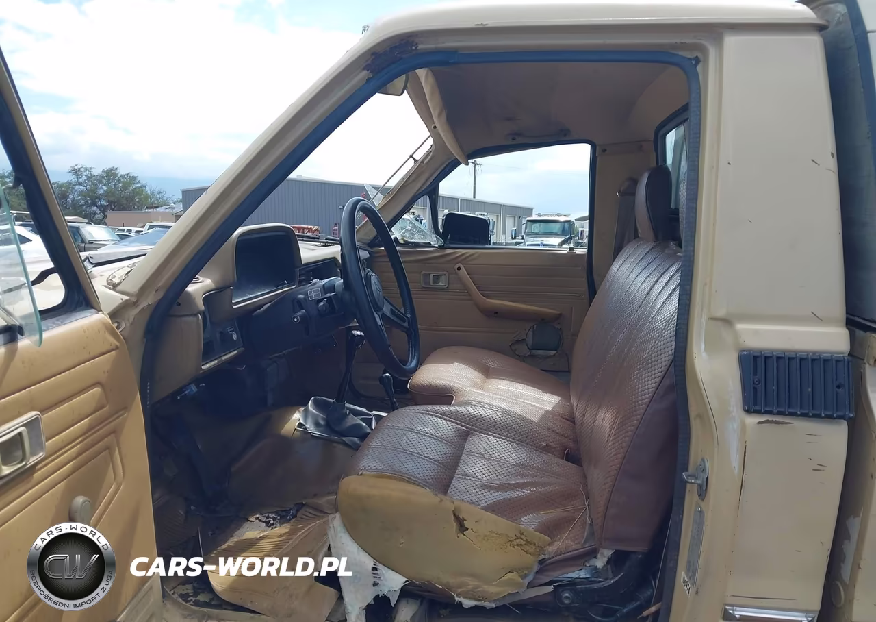 1981 Toyota Pickup Rn48 VIN:JT4RN48D3B0013898 - 8